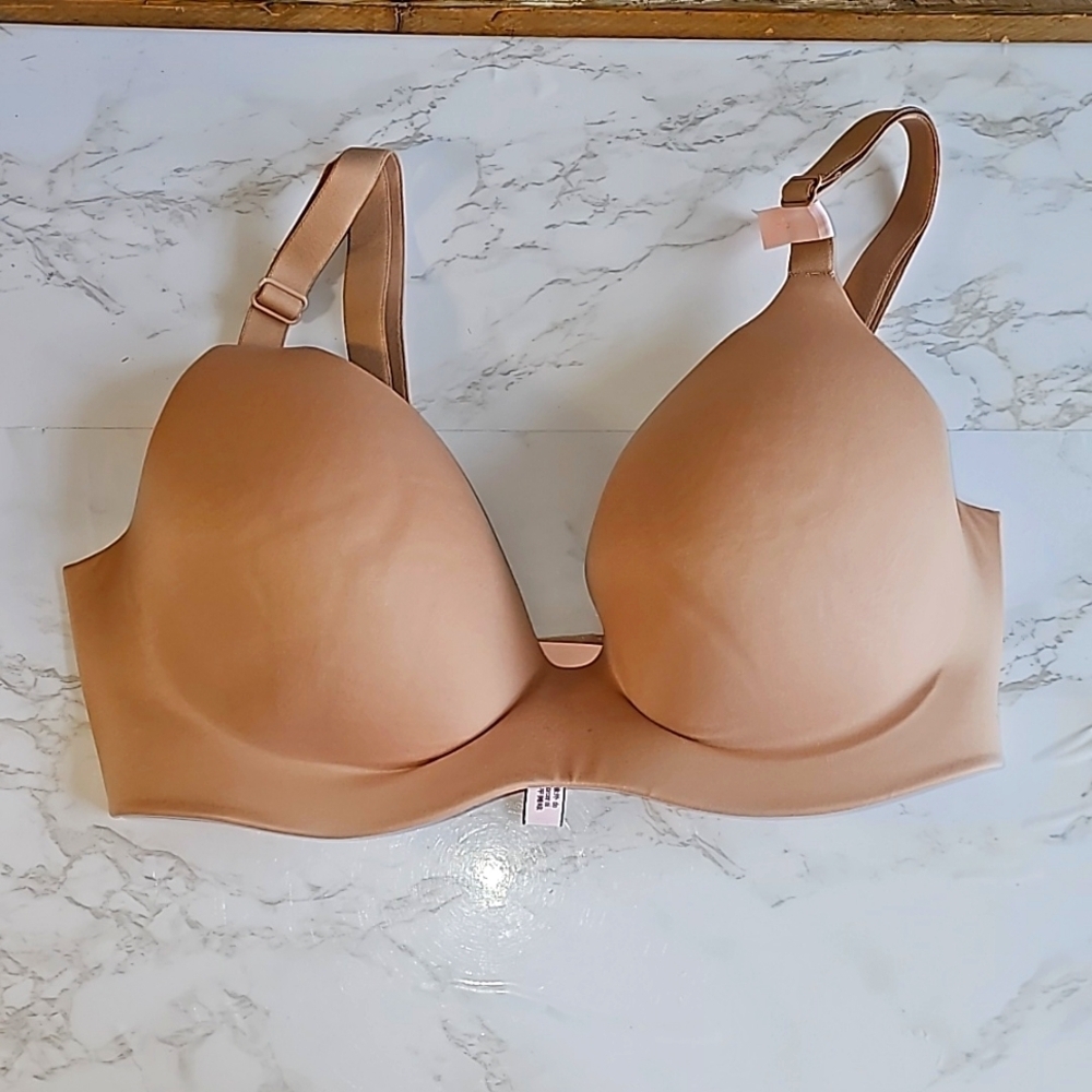 Victoria Secret Nude Push Up Bra